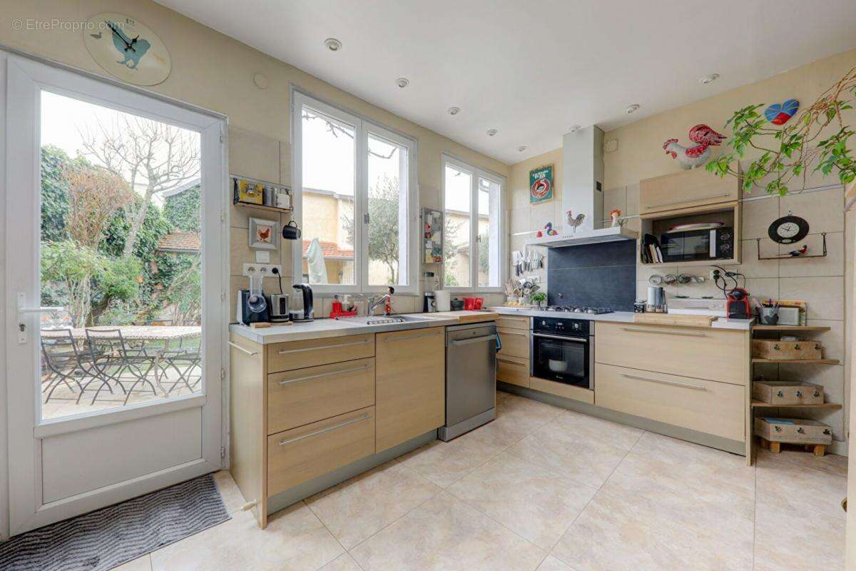 Maison à RILLIEUX-LA-PAPE