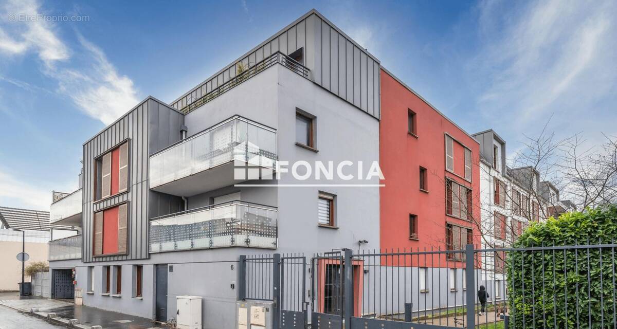 Appartement à AUBERVILLIERS