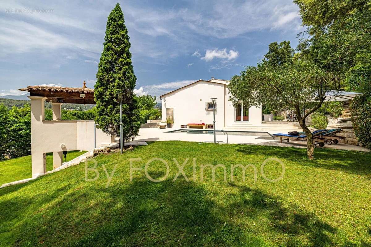 Maison à LA COLLE-SUR-LOUP