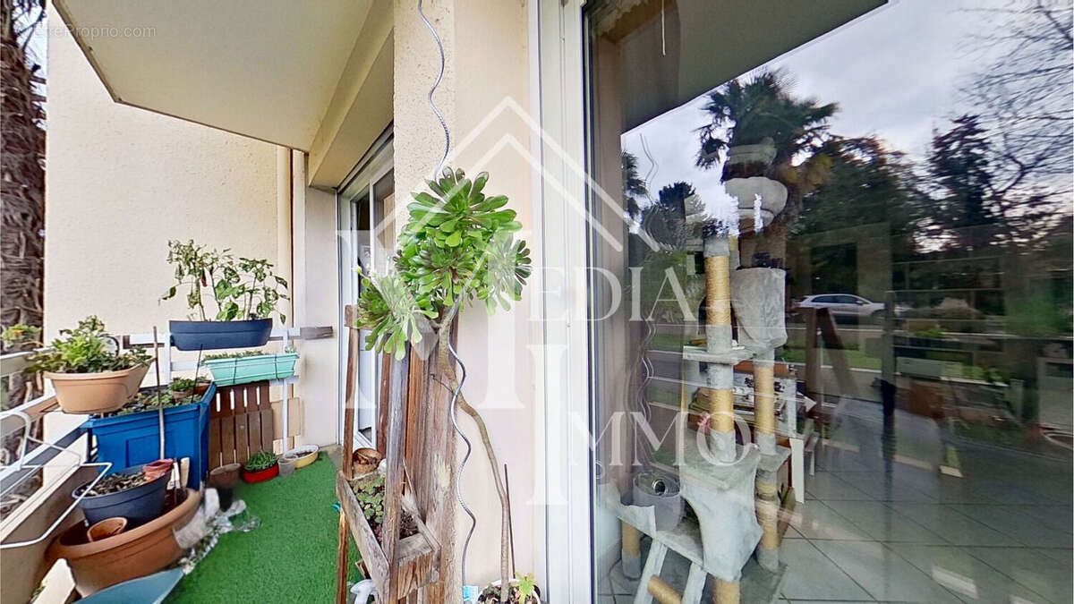 Appartement à BILLERE