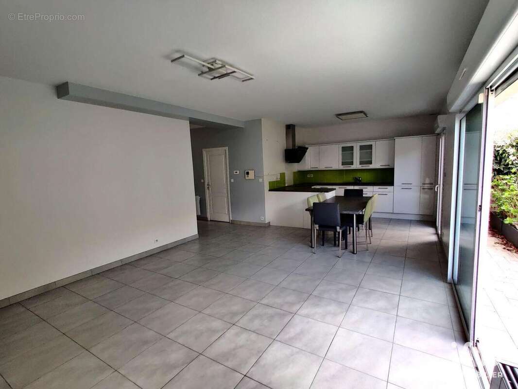 Photo 3 - Maison à NEUILLY-PLAISANCE