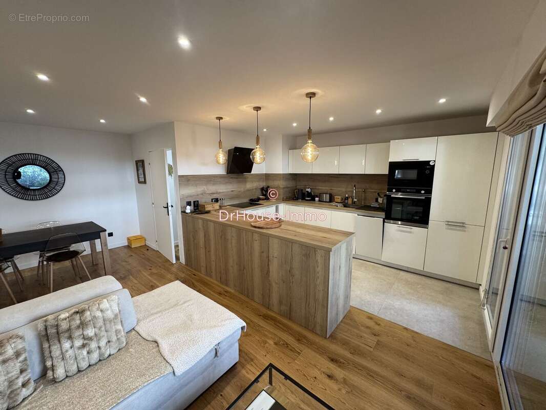 Appartement à MARSEILLE-8E