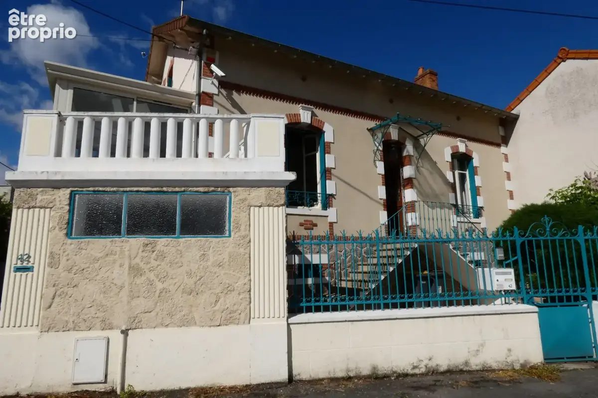 MONTLUÇON au bord du cher très agréable maison et terrain arboré - photo 19