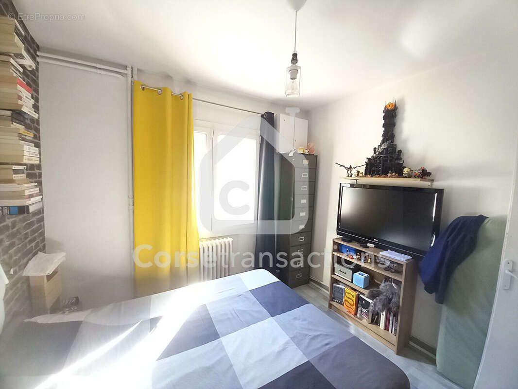 Appartement à MARSEILLE-8E