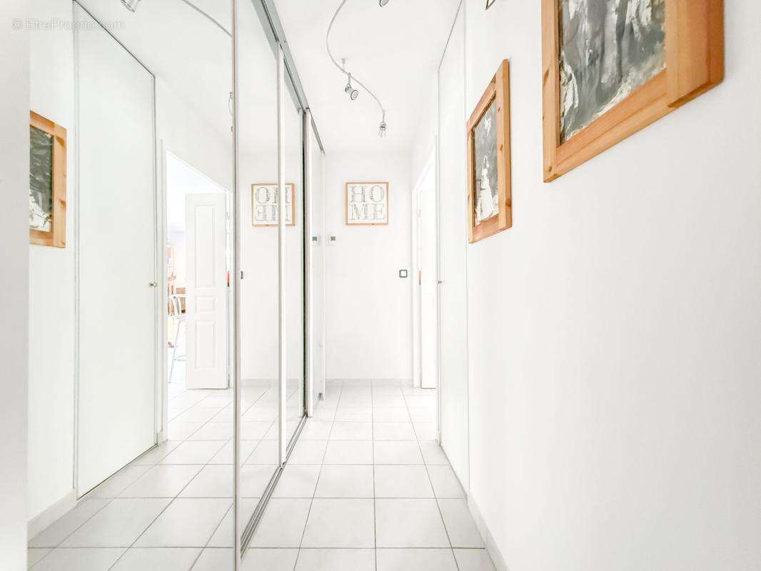 CAGNES ST-JEAN Superbe 3 Pièces 64 m² étage terrasse garage et cave - Piscine - photo 11