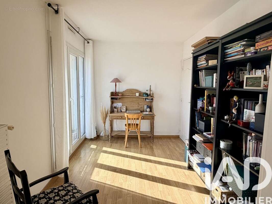 Photo 4 - Appartement à FLEURY-LES-AUBRAIS