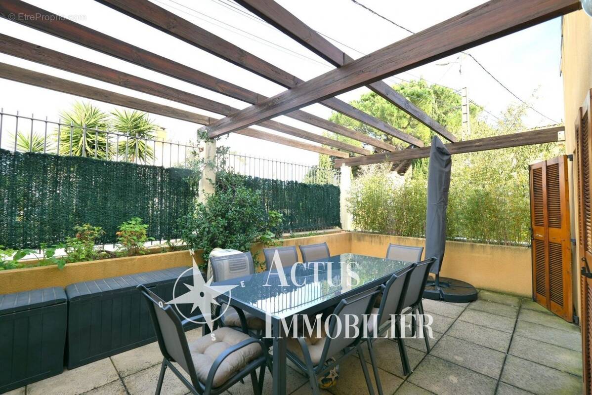 Appartement à SALON-DE-PROVENCE