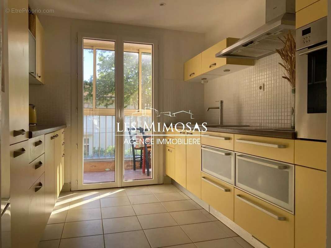Appartement à FREJUS