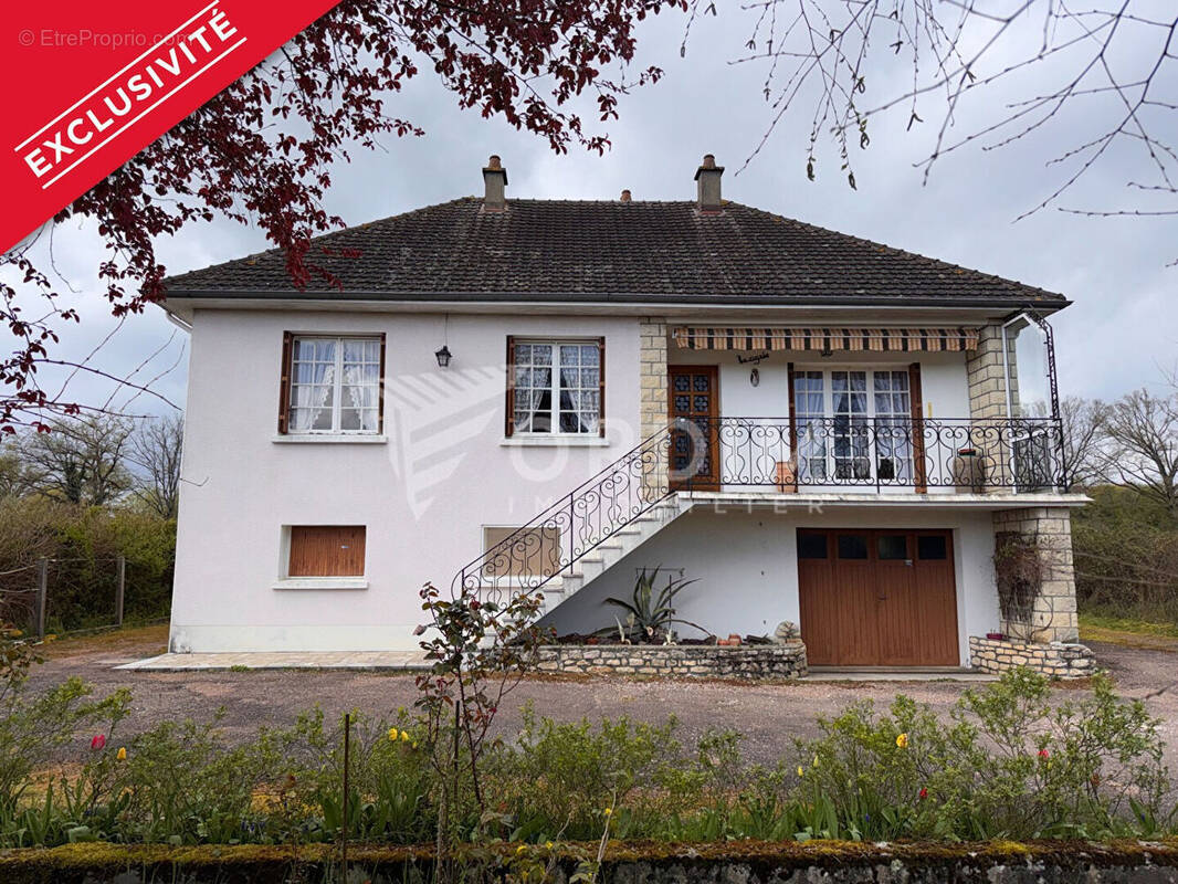 Maison à COSNE-COURS-SUR-LOIRE