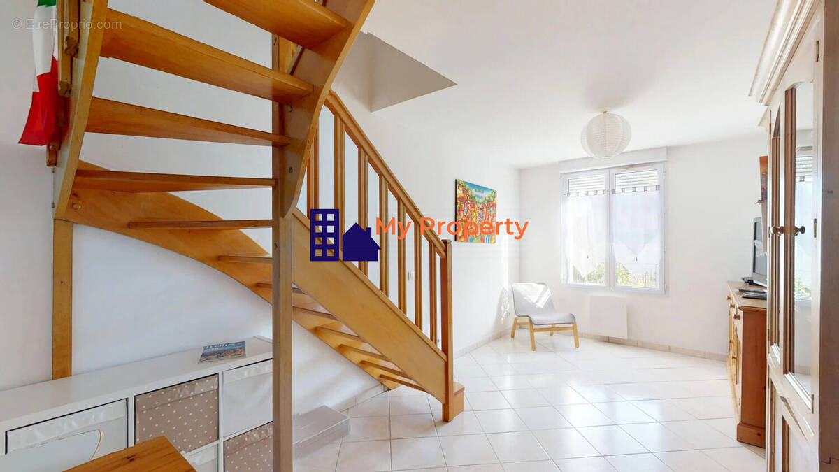 Appartement à HOUILLES