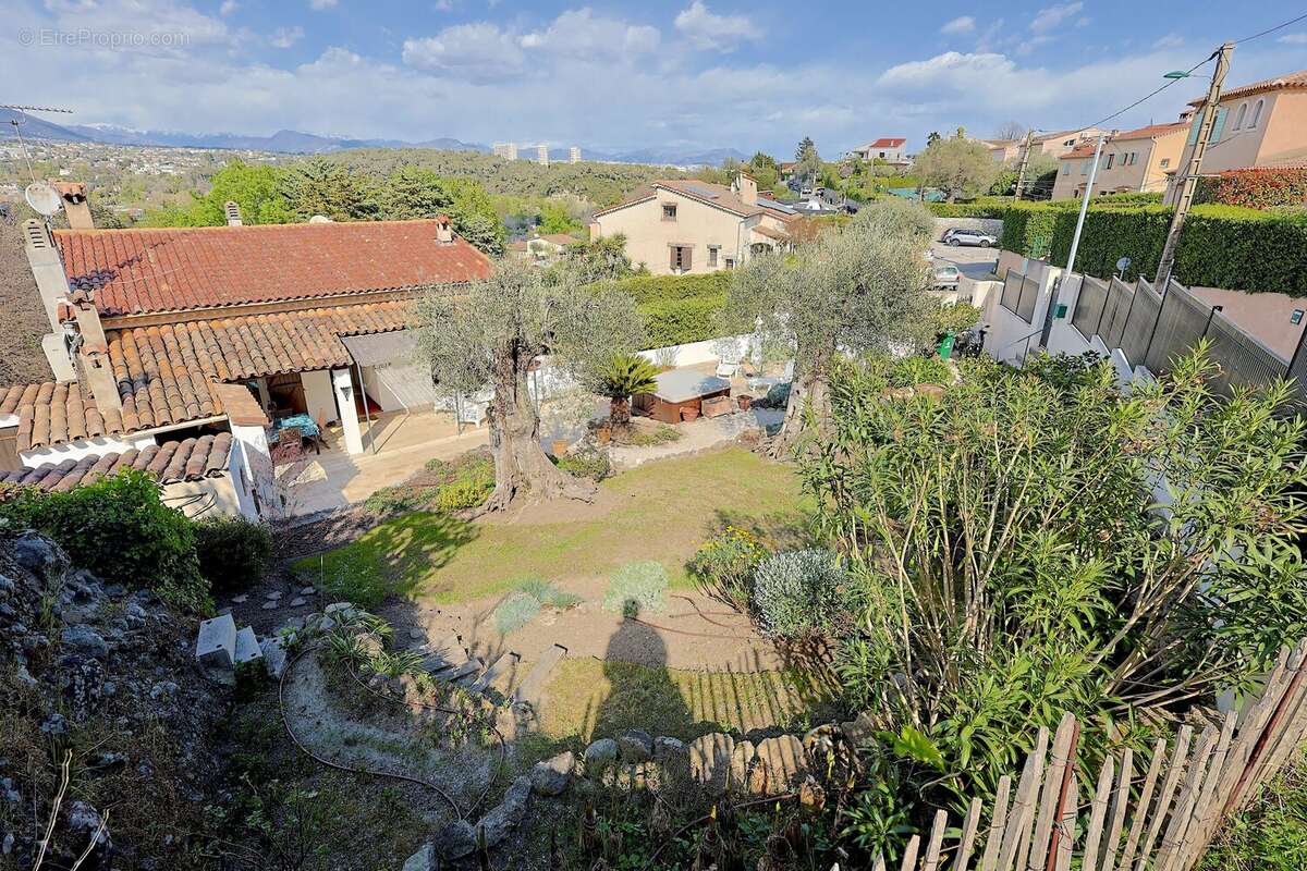 Appartement à VILLENEUVE-LOUBET