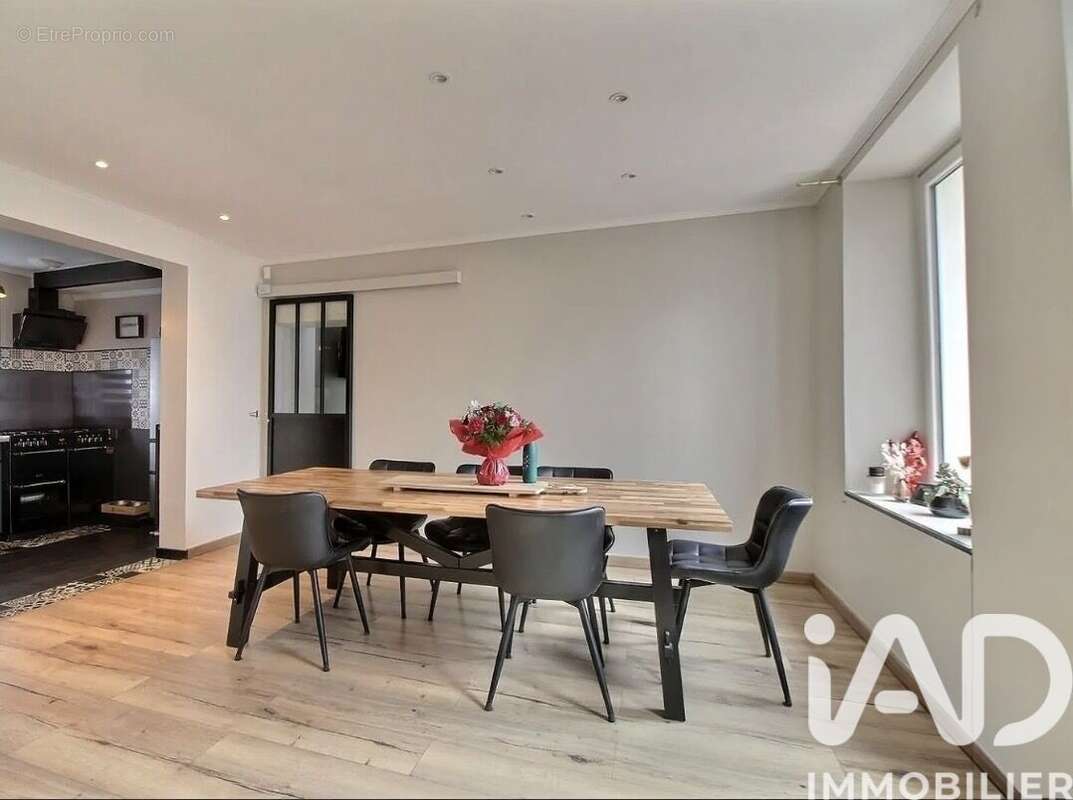 Maison 88 m² à Fontenelle-En-Brie  - photo 9