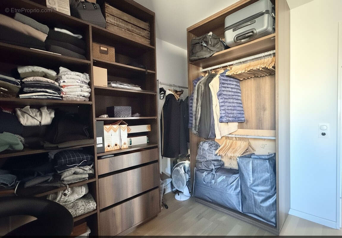 Appartement à THIAIS