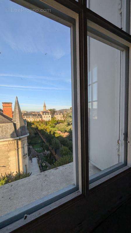 Appartement à BRIVE-LA-GAILLARDE