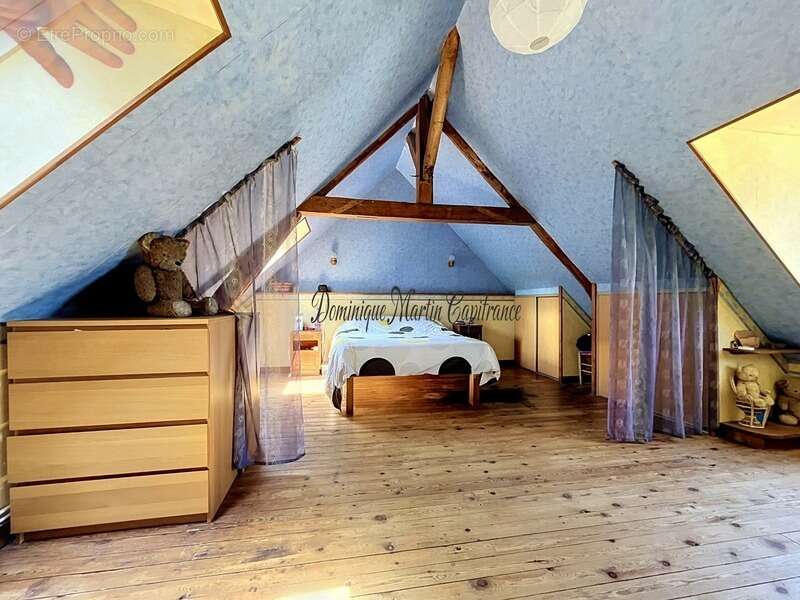 BEAUMONT SUR DEME (72)-EXCLUSIVITÉ – Maison de caractère 181 m² – Atelier 78 m² – 5 chambres - photo 7