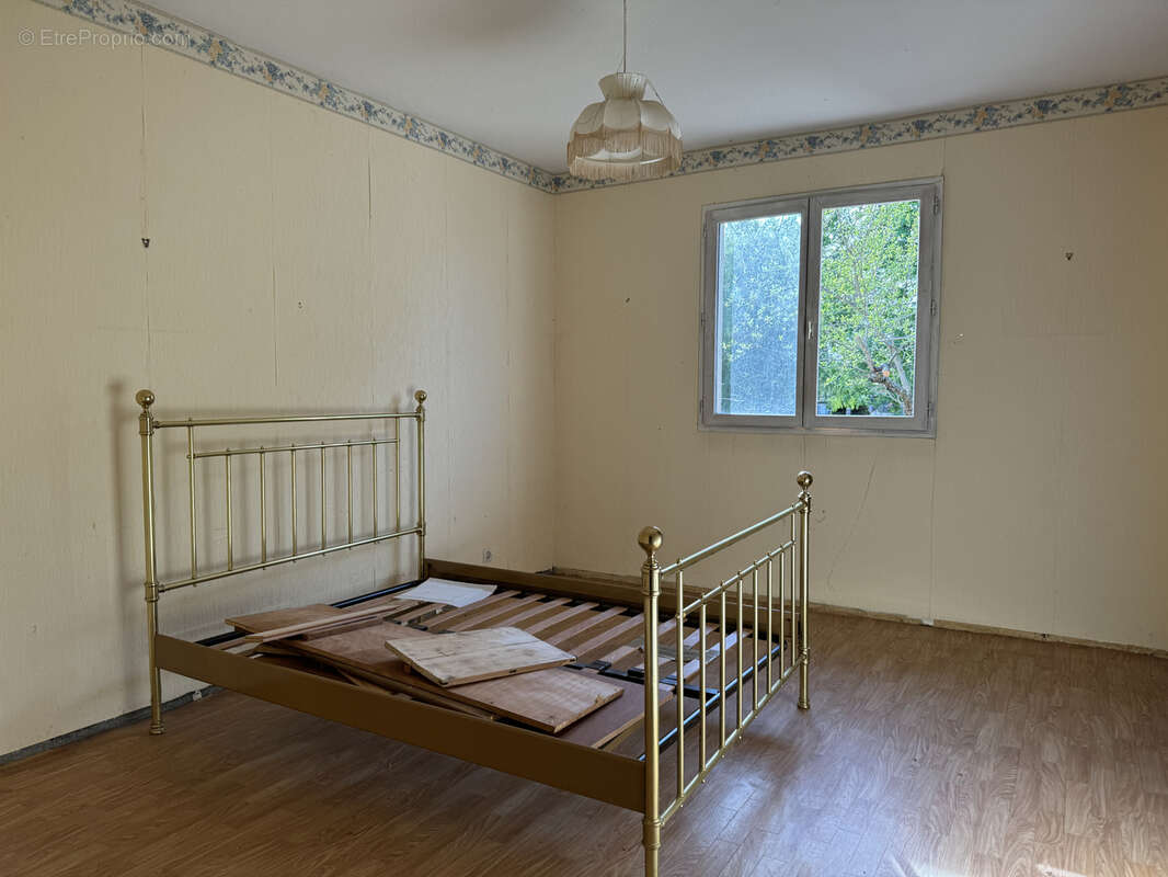 Maison à CHAMPIGNELLES