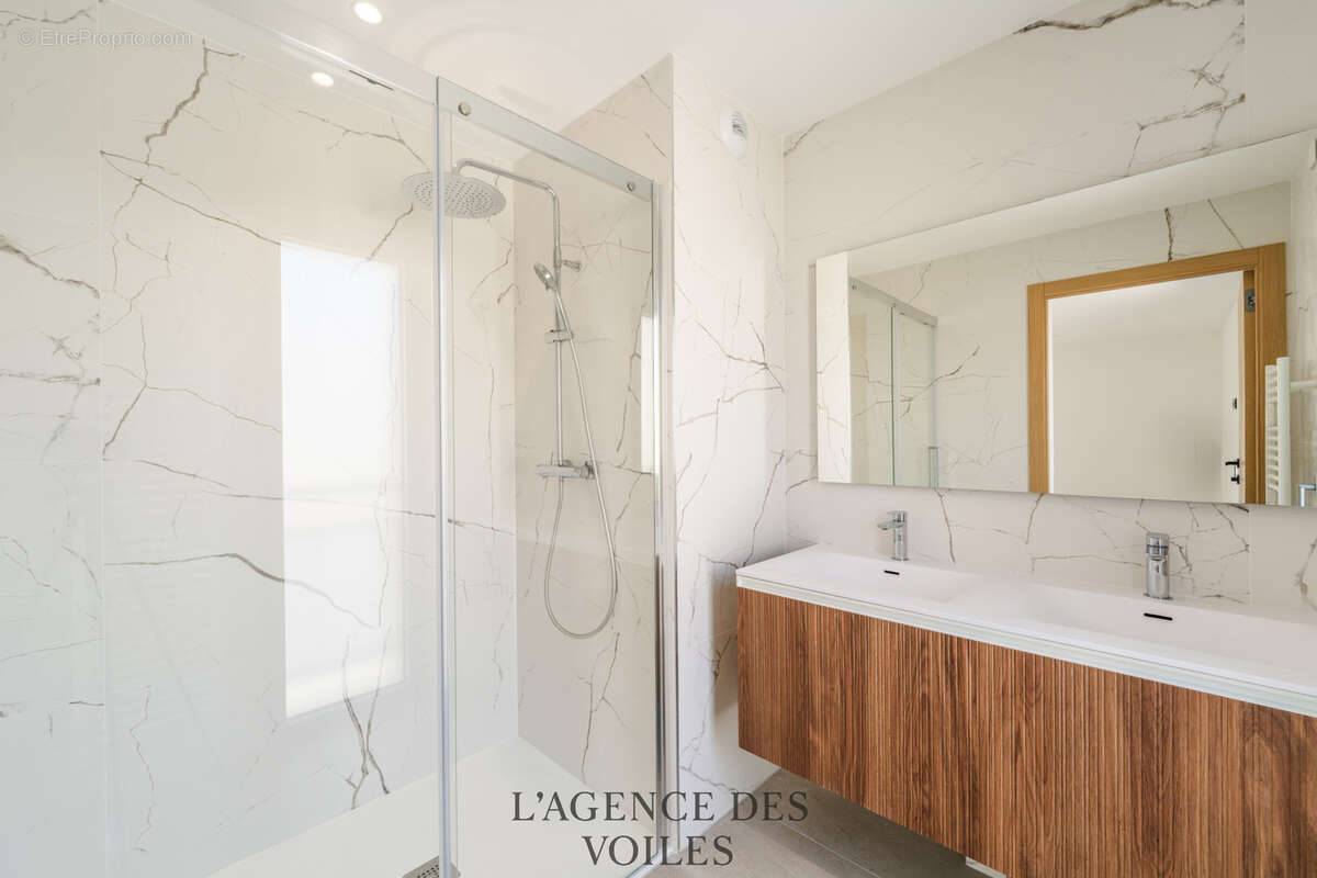 Appartement à SANARY-SUR-MER