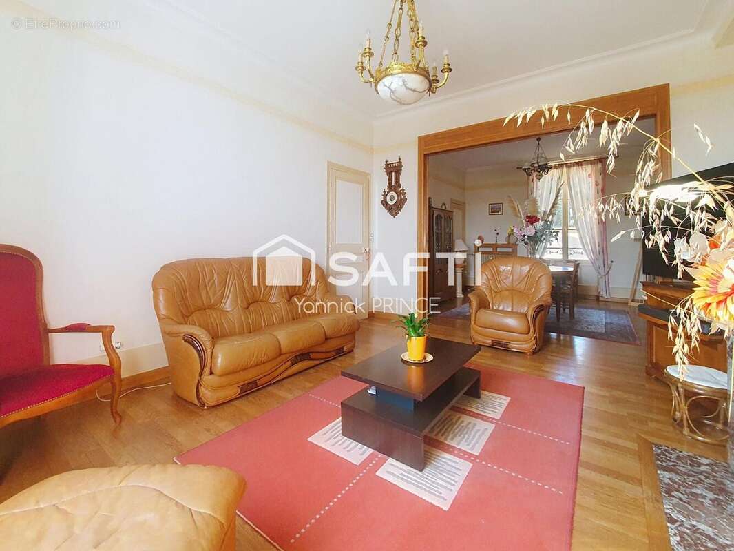 Photo 2 - Maison à PONT-SUR-YONNE