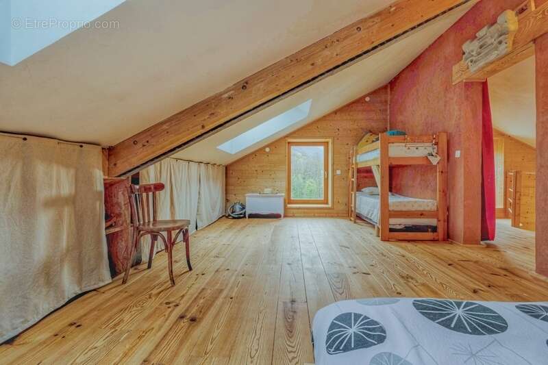 Maison à VAULNAVEYS-LE-HAUT