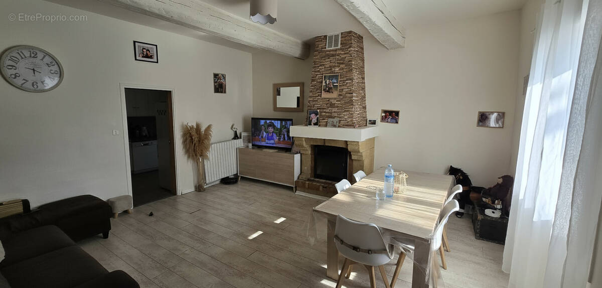 Maison à CHATEAURENARD