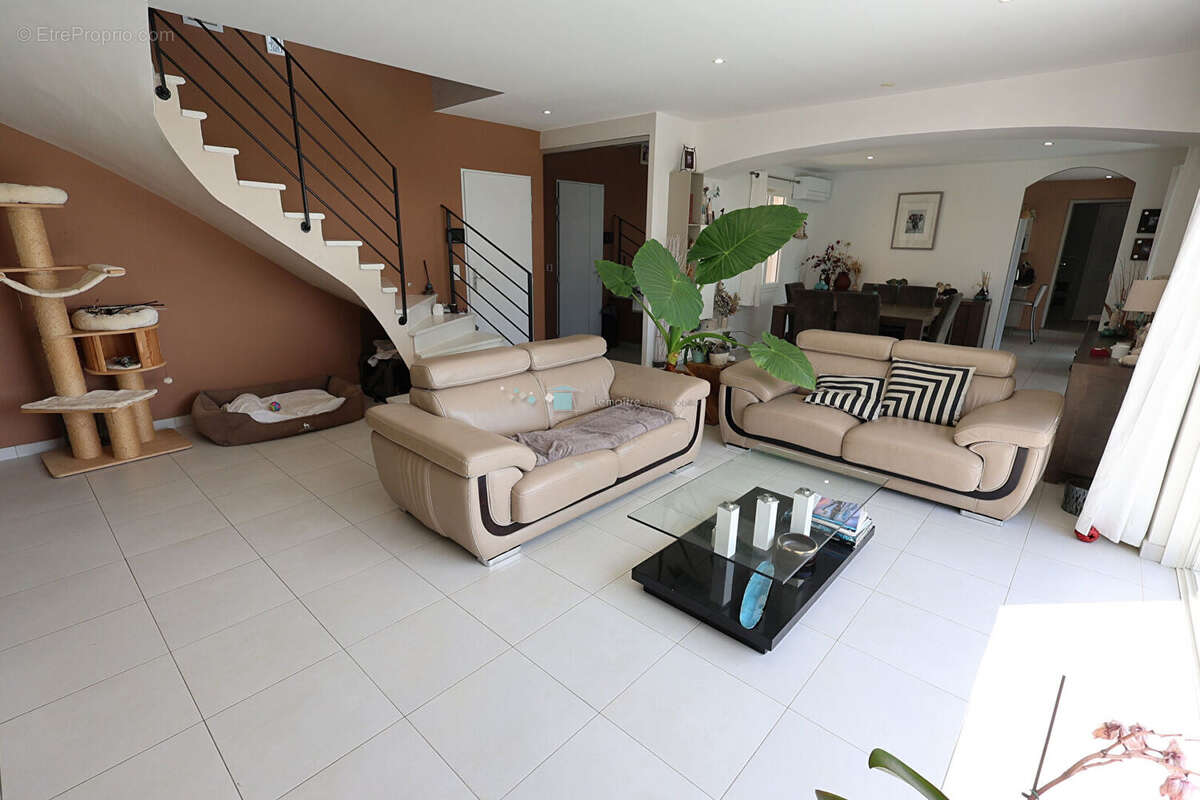 Villa contemporaine avec piscine et bel vue mer 130 m² - photo 12