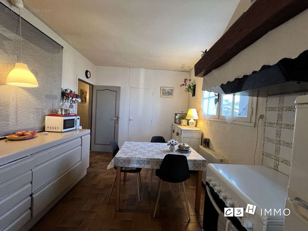 Maison 93 m² à Saint-Elix-Le-Chateau  - photo 7