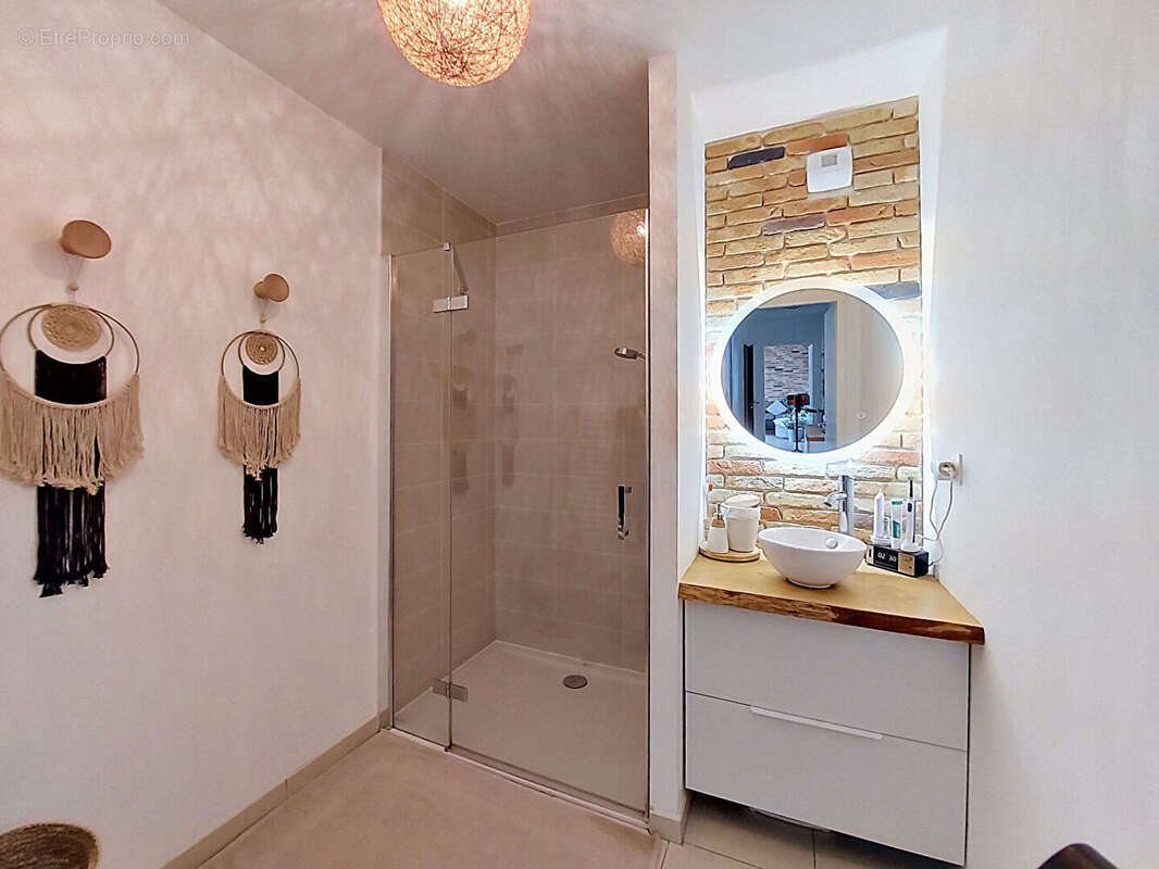 Appartement à SAINTE-LUCE-SUR-LOIRE