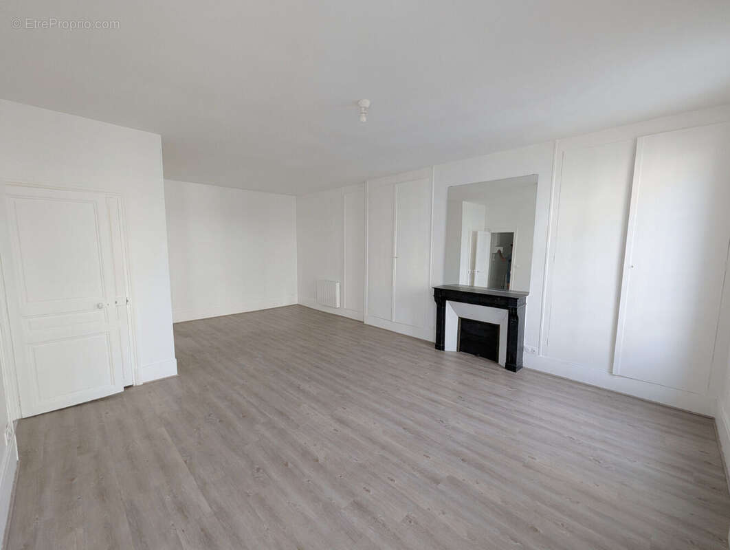 Photo 2 - Appartement à FONTAINEBLEAU