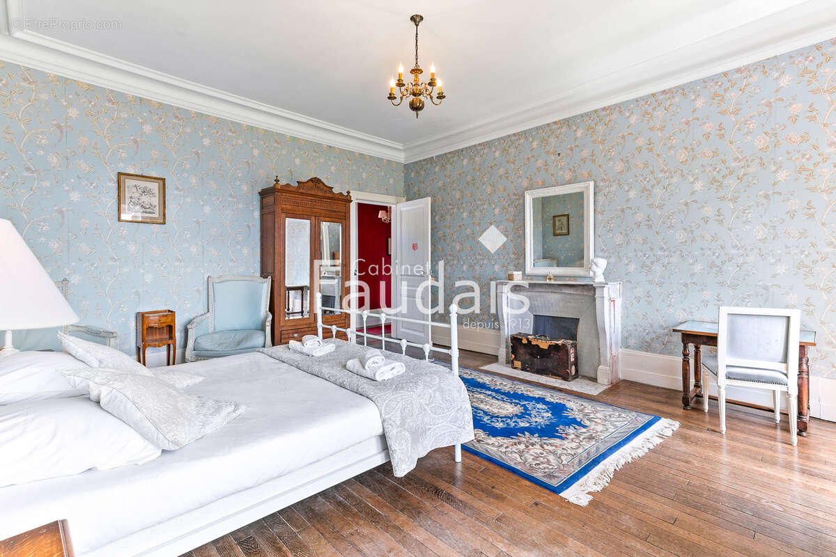 Maison à PICAUVILLE