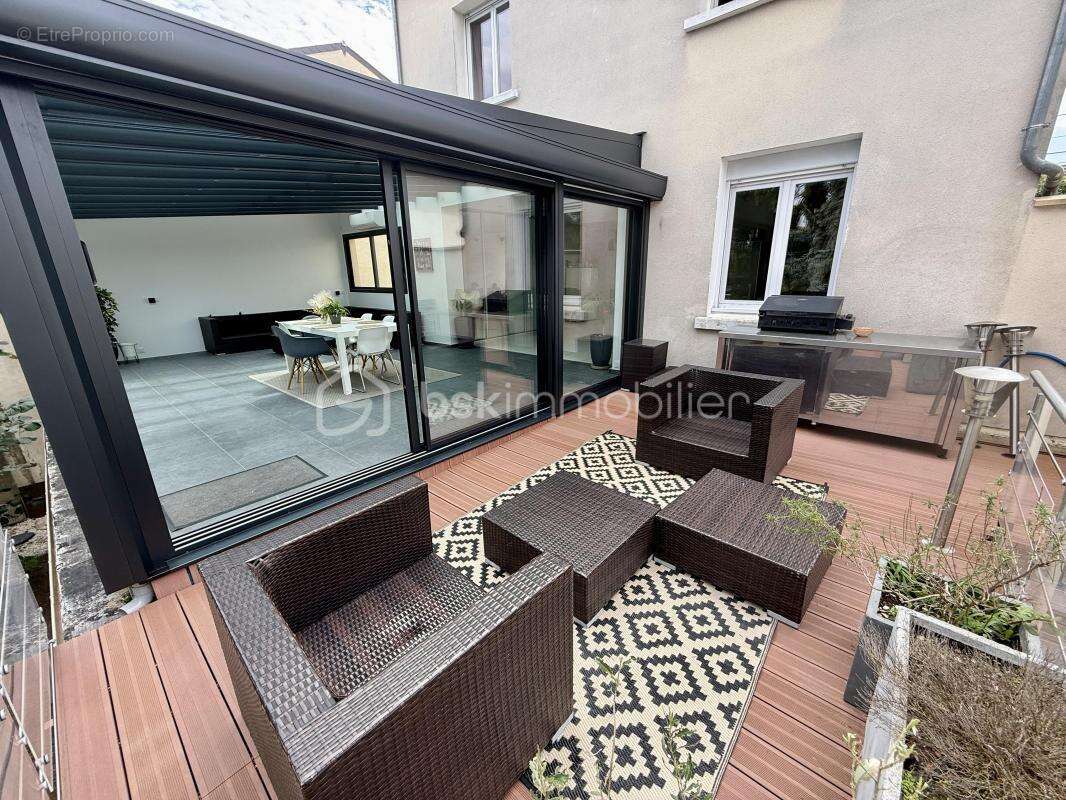 Maison à GOURNAY-SUR-MARNE