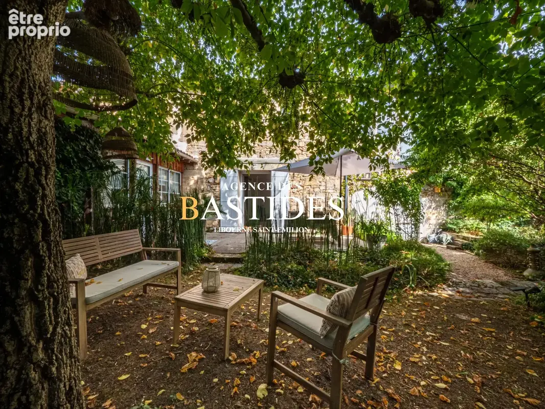 Charmante maison en pierre au coeur de Guitres - photo 2