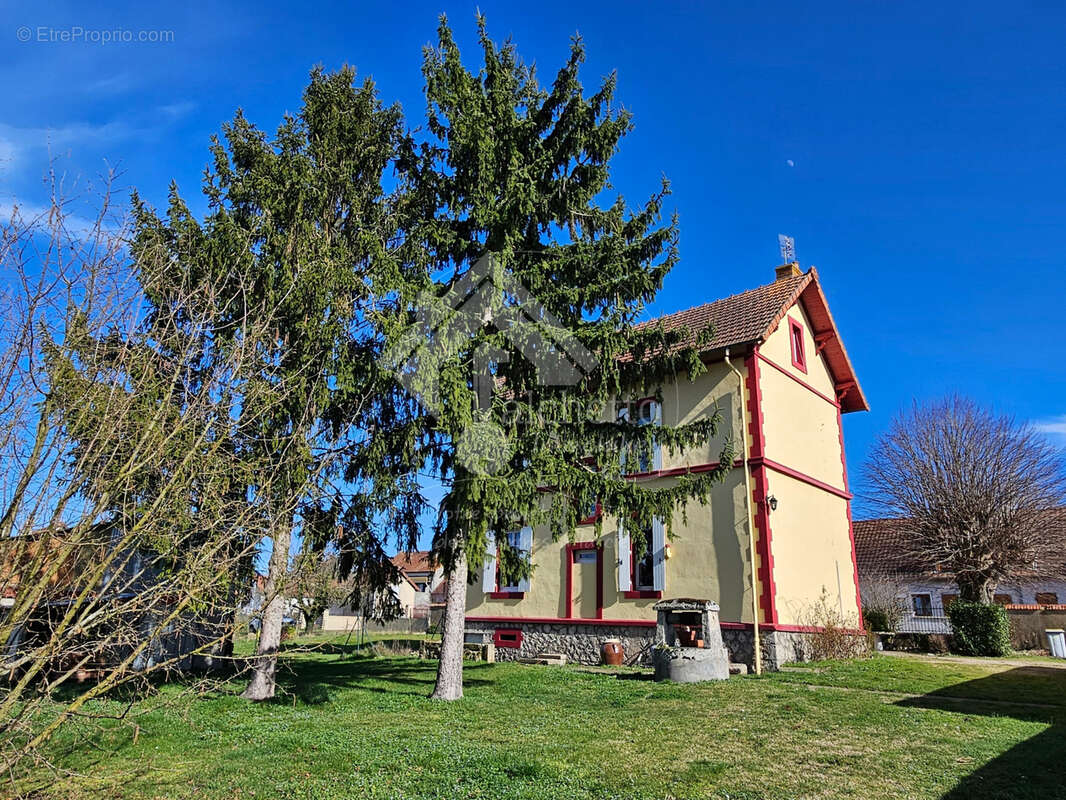 Maison à BOUCE