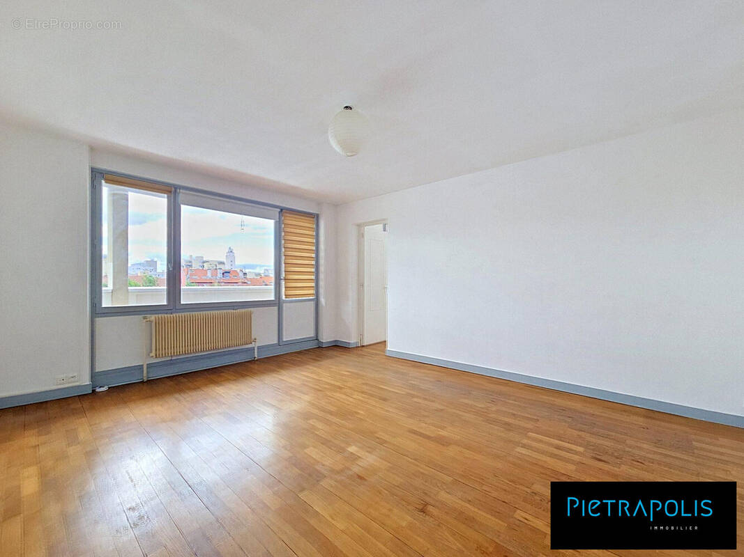 Appartement à VILLEURBANNE