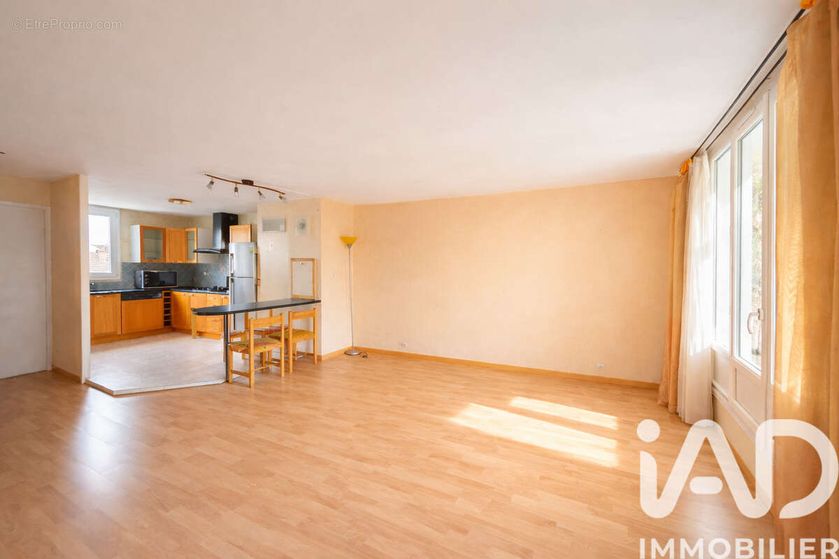 Photo 1 - Appartement à LOGNES