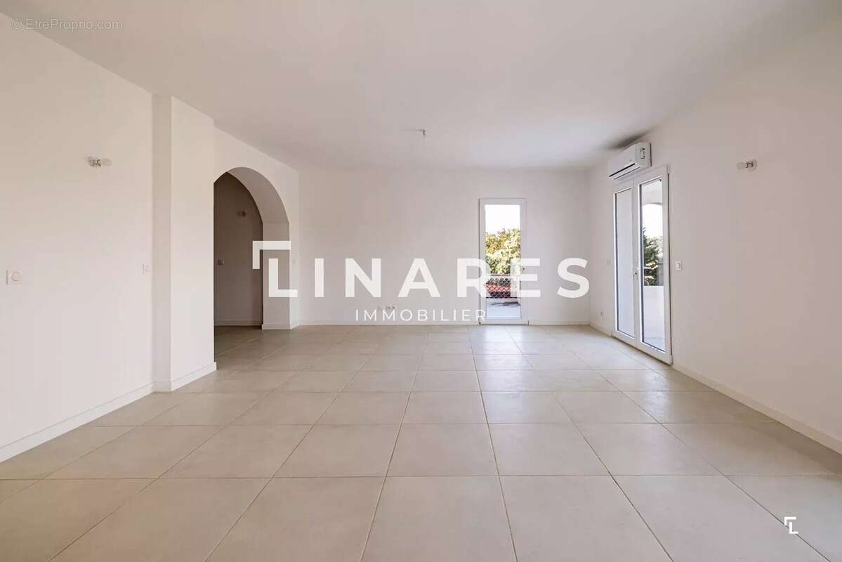 Appartement à MARSEILLE-11E