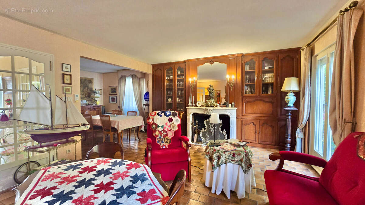 Maison à ATHIS-MONS