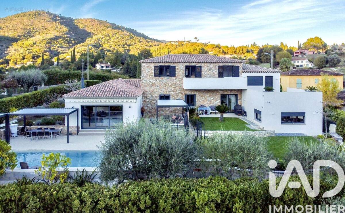 Photo 1 - Maison à AURIBEAU-SUR-SIAGNE