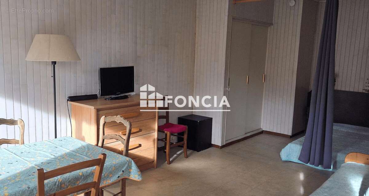 Appartement à GREOUX-LES-BAINS