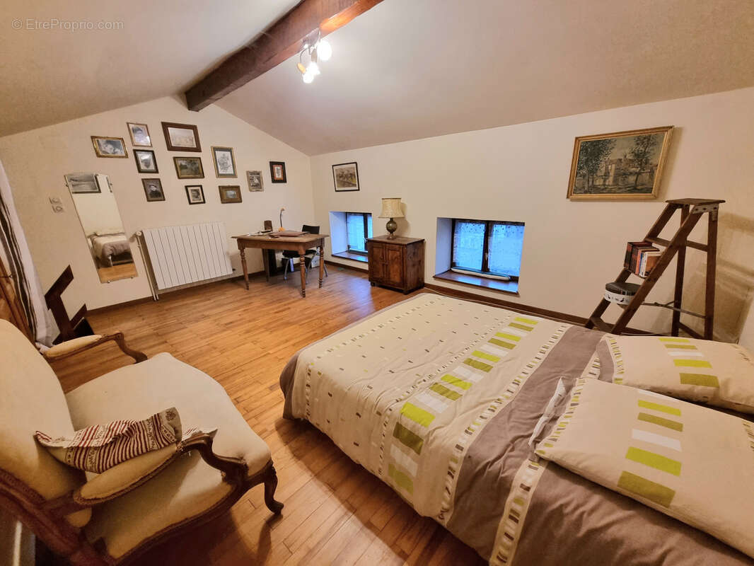 Appartement à CHATEAU-SALINS