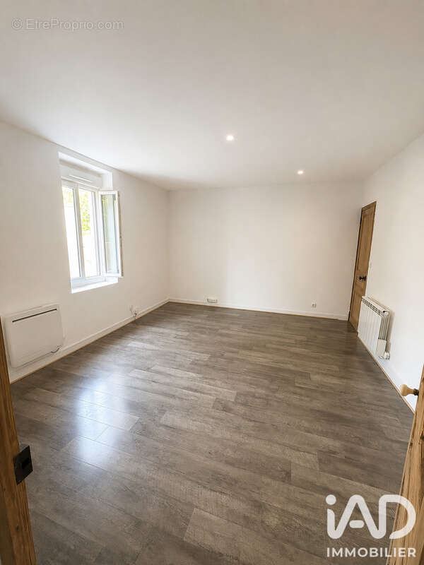 Appartement 48 m² à Valence  - photo 3