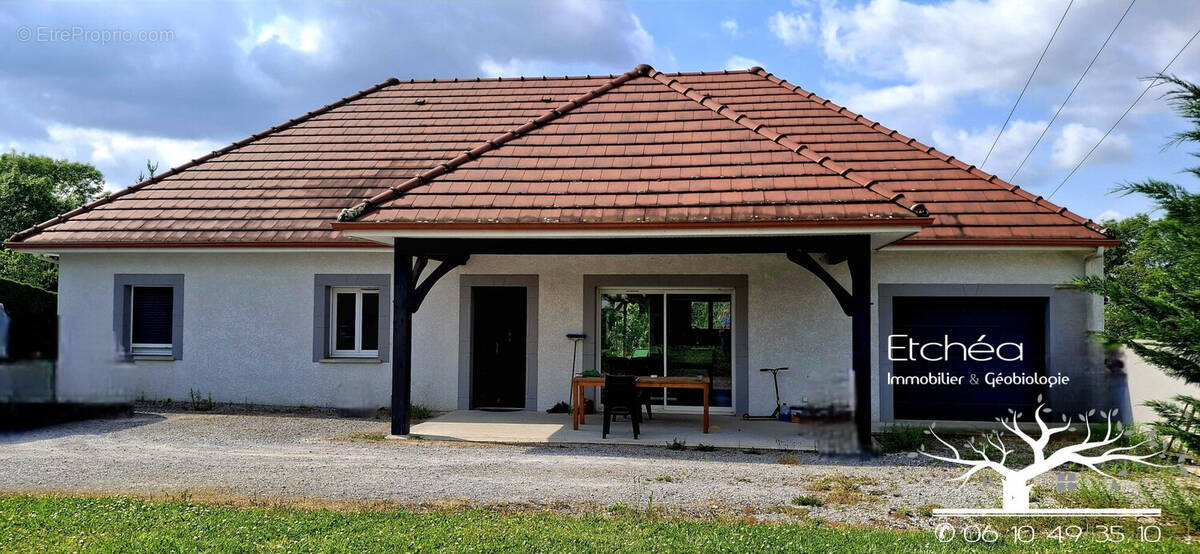 Maison à ARTHEZ-DE-BEARN