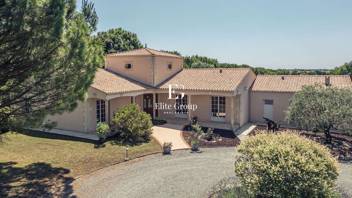 Maison à LA ROCHELLE