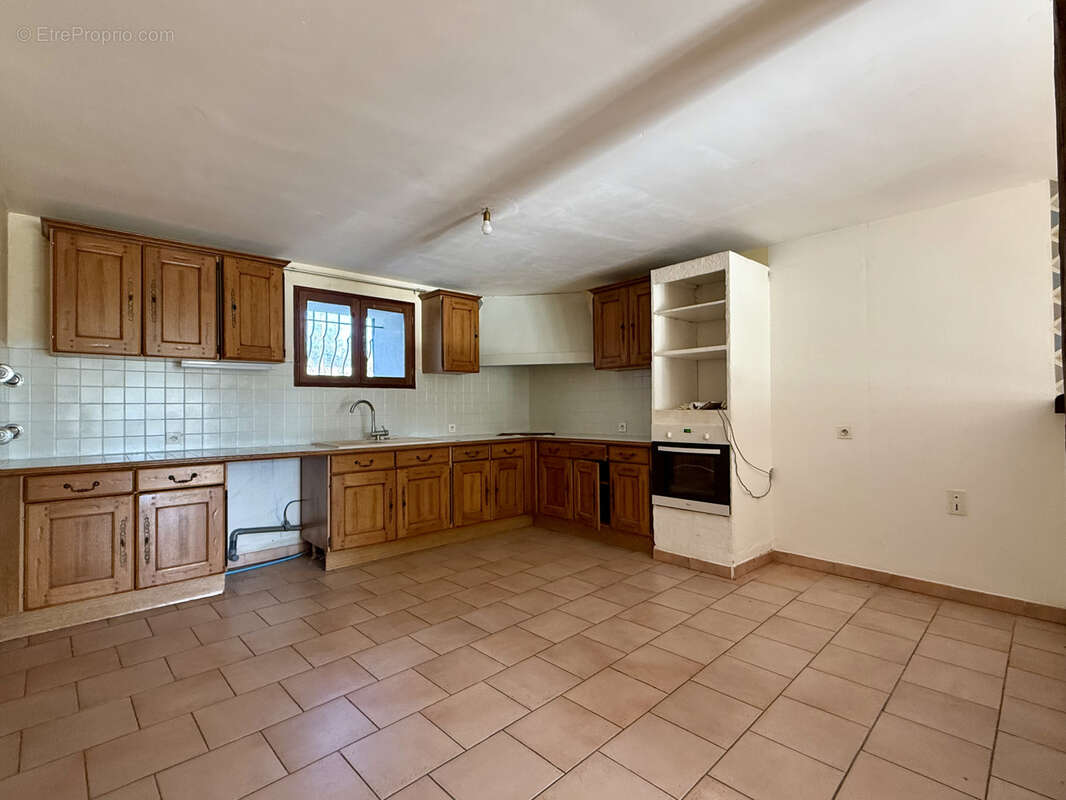 Maison à CHATEAURENARD