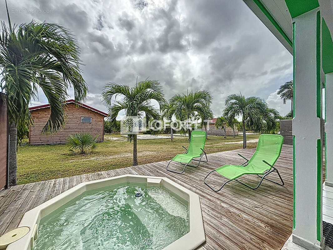 Maison à SAINT-FRANCOIS