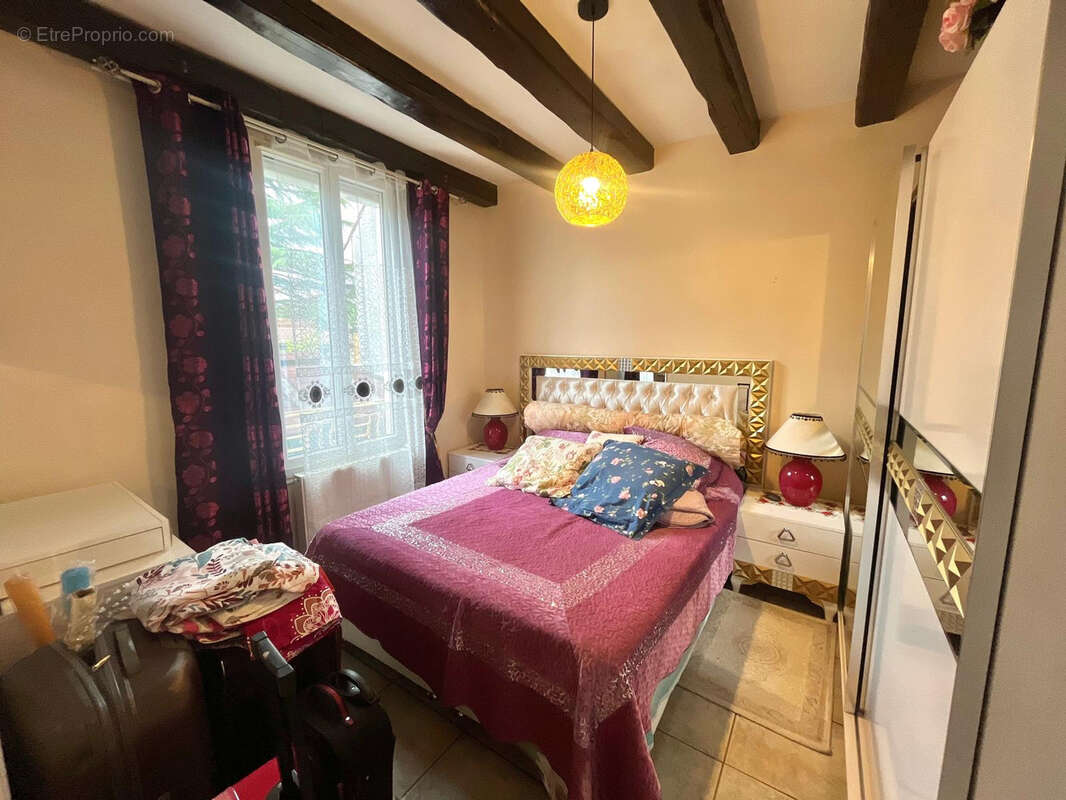 Maison à TREMBLAY-EN-FRANCE