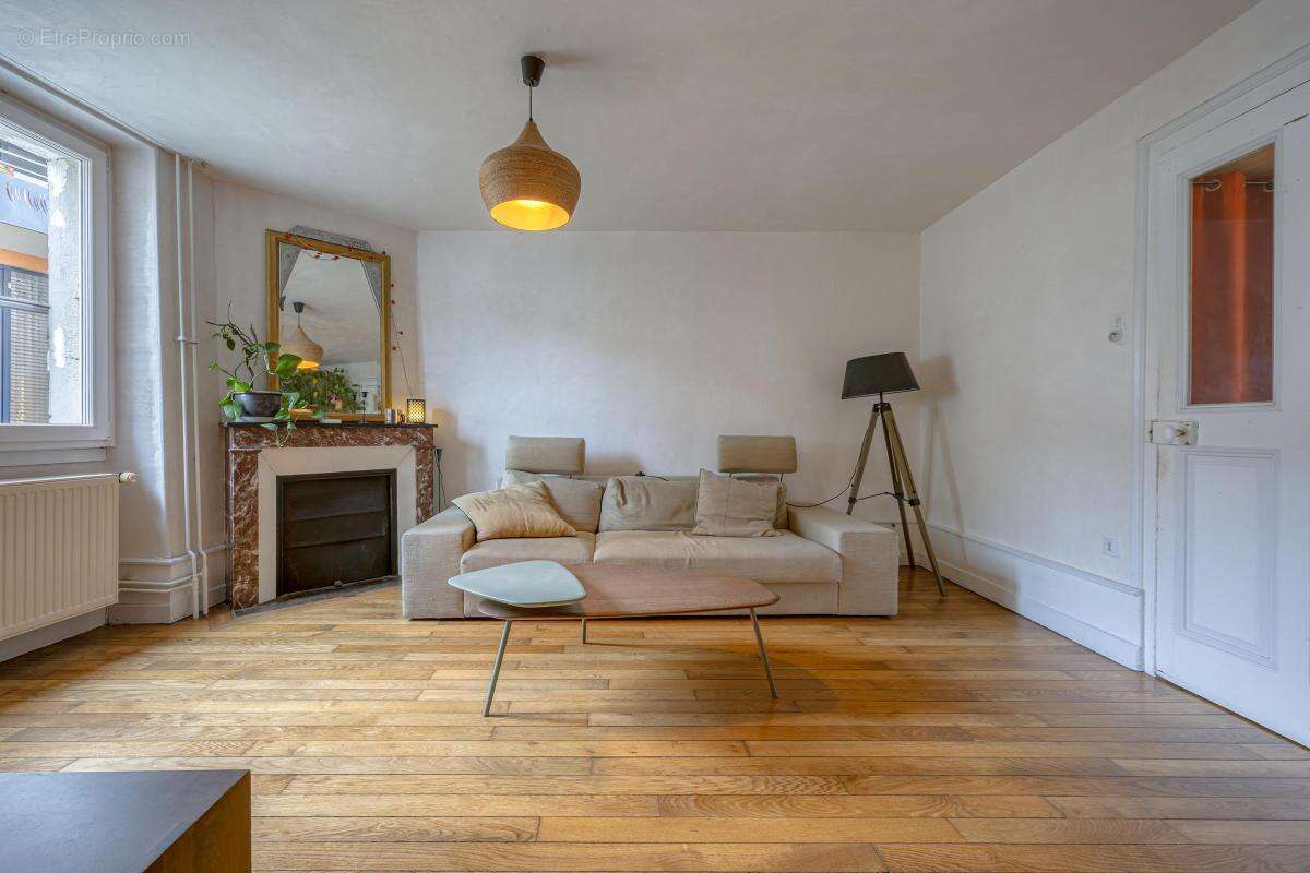Maison 190 m² à Frangy  - photo 4