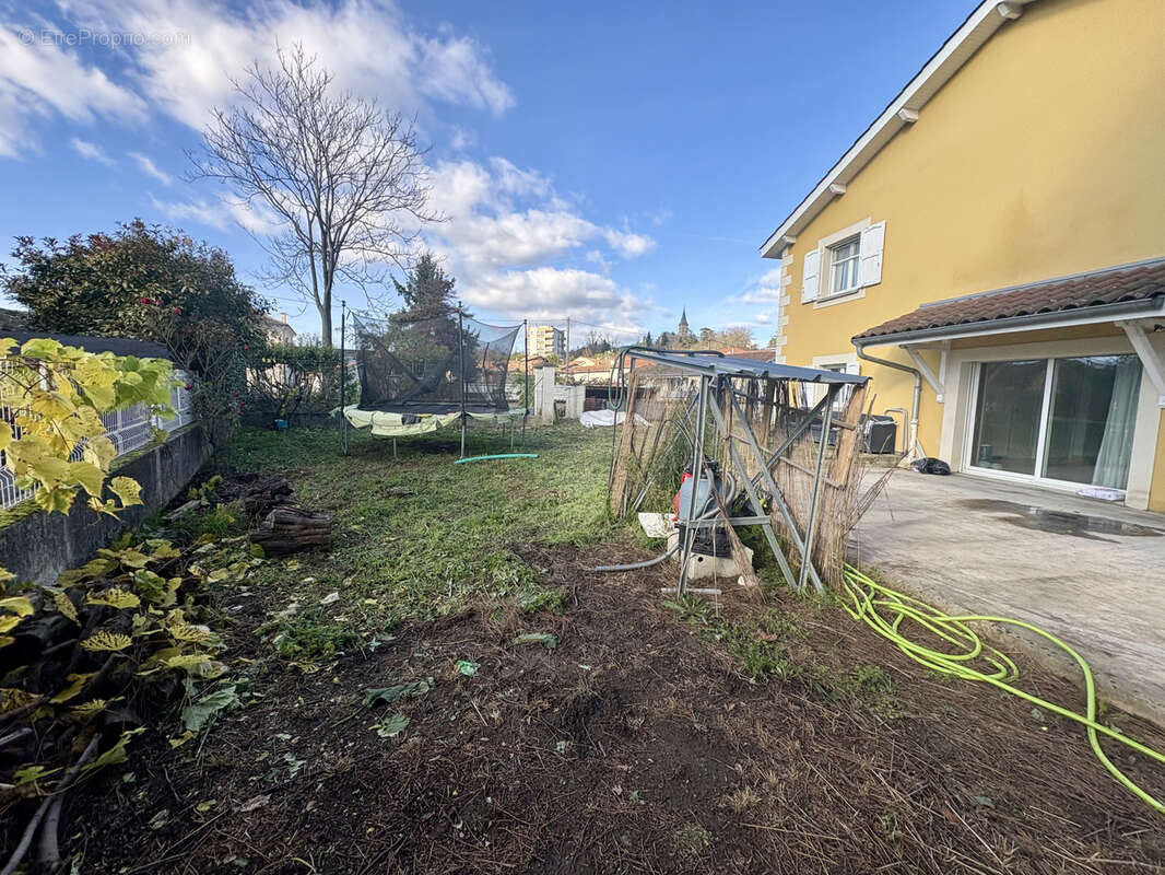 Maison à ROUSSILLON