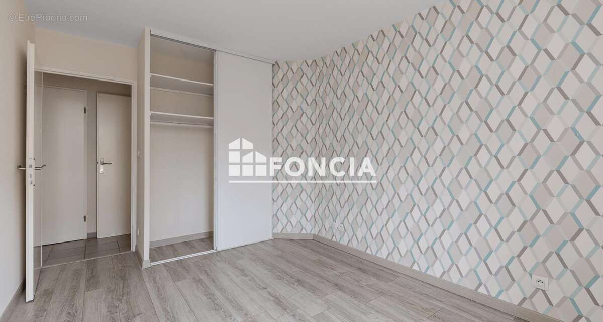 Appartement à DEVILLE-LES-ROUEN