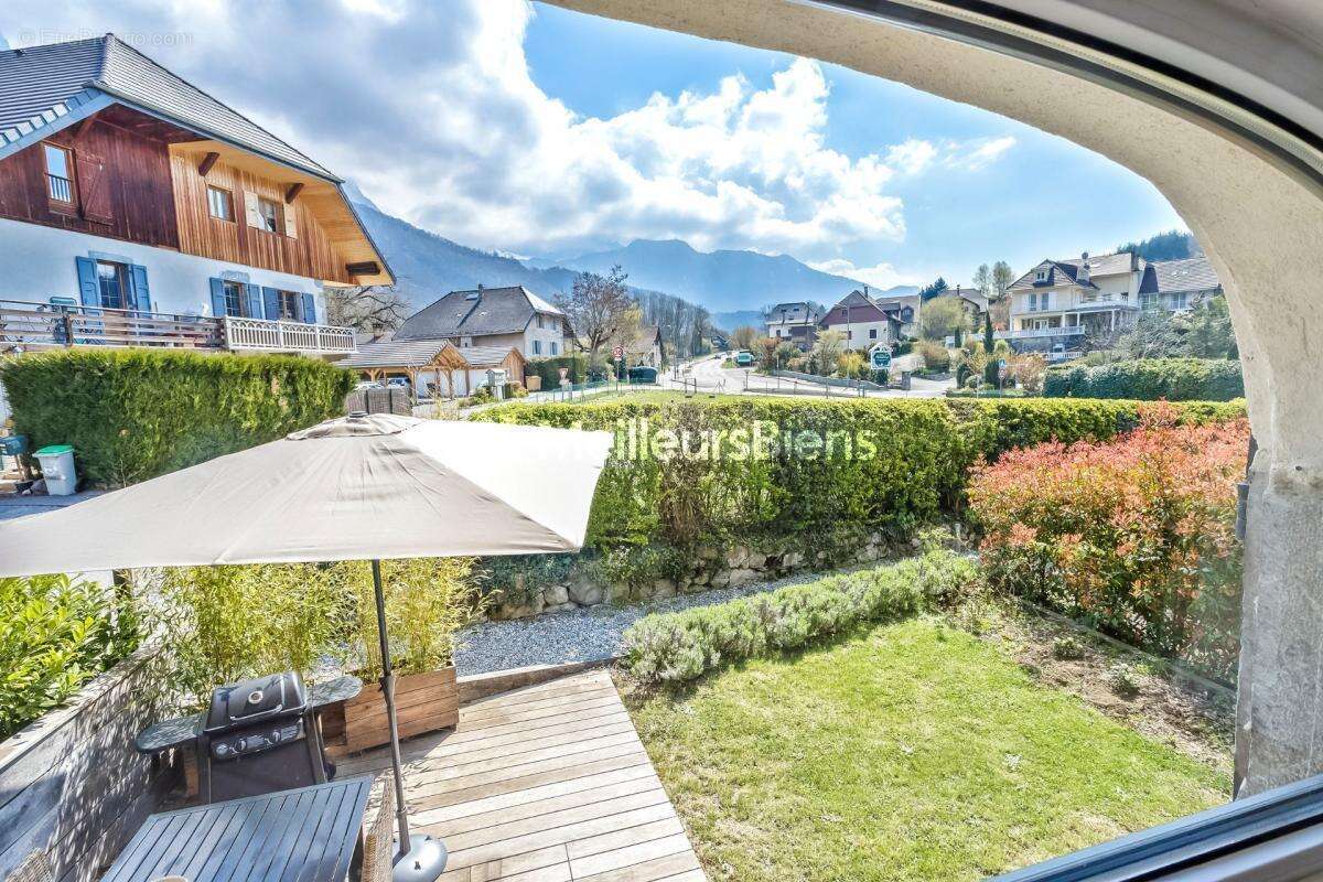 Appartement à TALLOIRES
