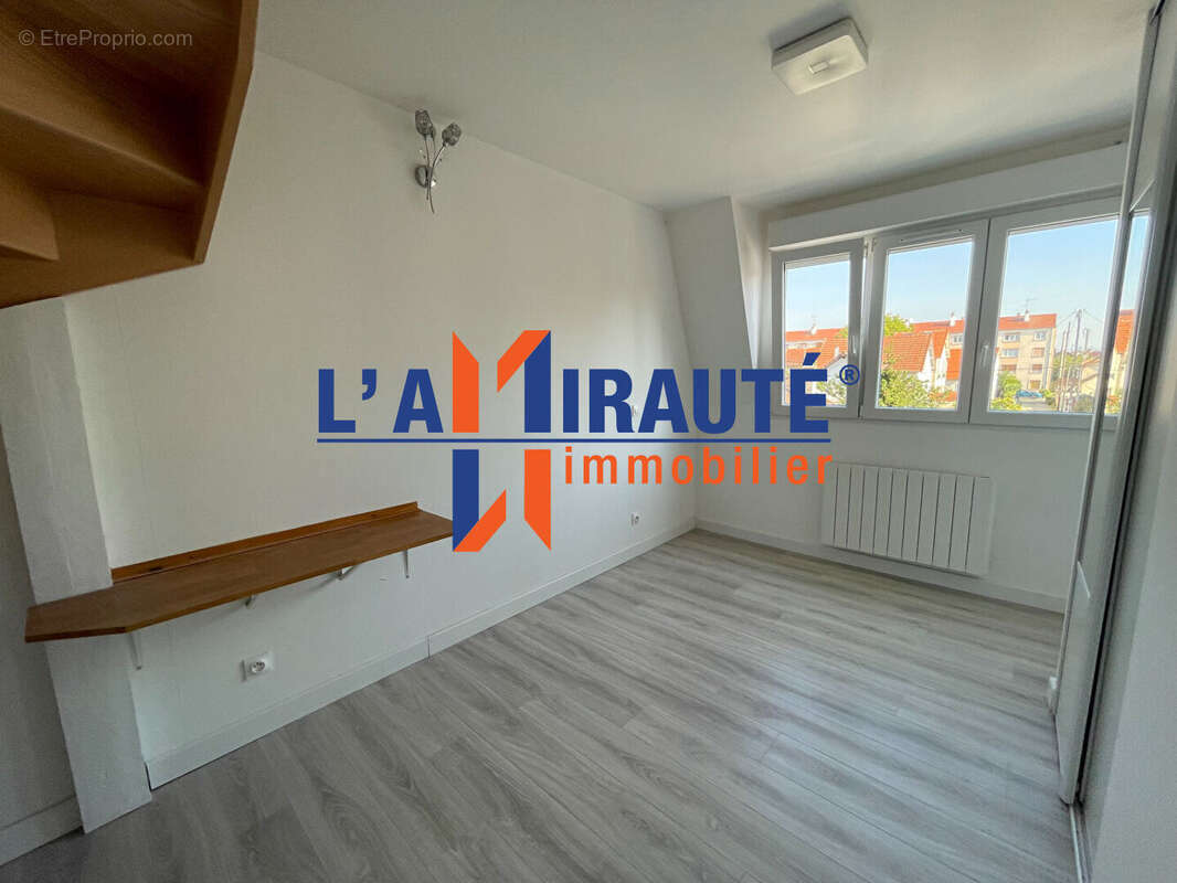 Maison à SARTROUVILLE